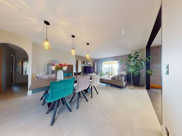 Maison 5 pièces 152 m²