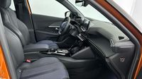 Peugeot 2008 1.2 PureTech 130ch S&S GT EAT8 — photo 15