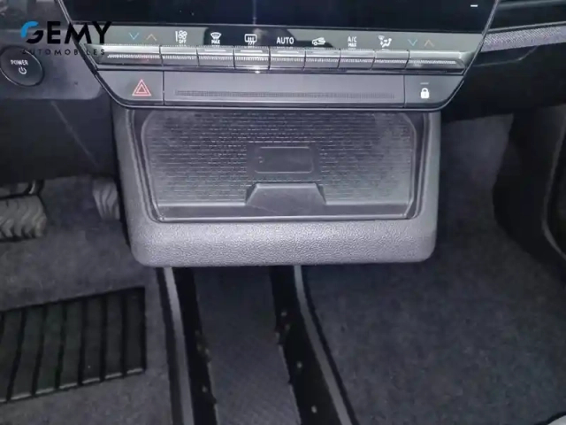 Renault Megane e-tech ev60 220 ch super charge — photo 14