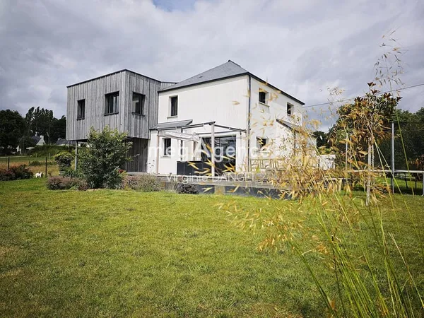 Maison contemporaine de 160 m² avec vue dégagée