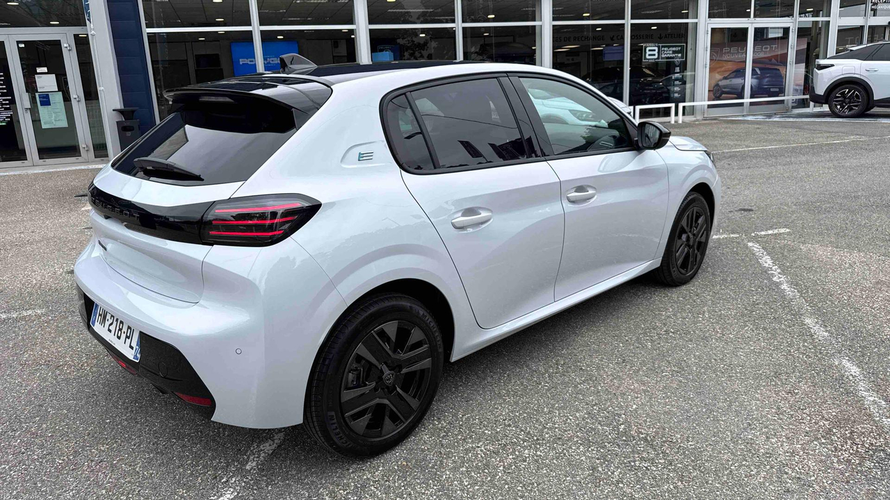 Peugeot 208 Electrique 136 ch 50 kWh — photo 5