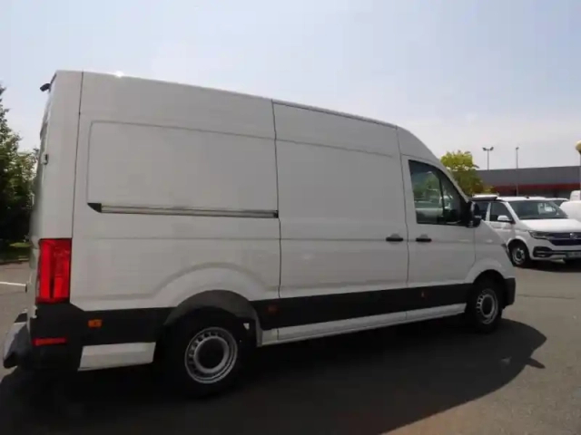Volkswagen Crafter fg 30 l3h3 2.0 tdi 140ch business traction — photo 7