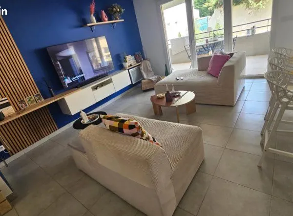À louer - T3 récent de 62 m² avec terrasse de 18 m² et parking - Marseille 9e
