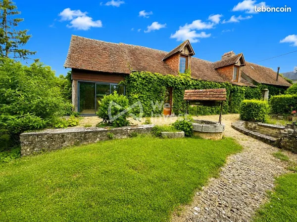 Maison 8 pièces 357 m²