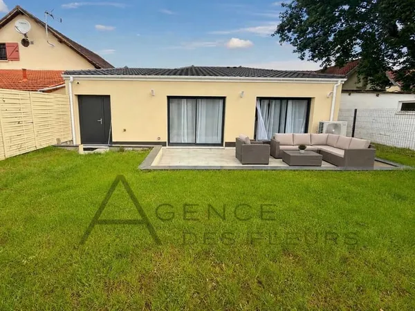 Maison de plain-pied 5 pièces 102 m²