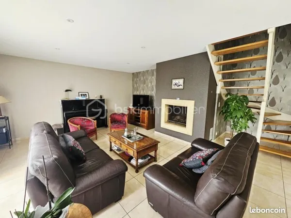 Maison 6 pièces 163 m²