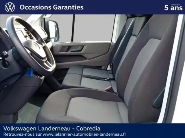 Volkswagen Crafter fg 30 l3h3 2.0 tdi 140ch pro first traction — photo 8