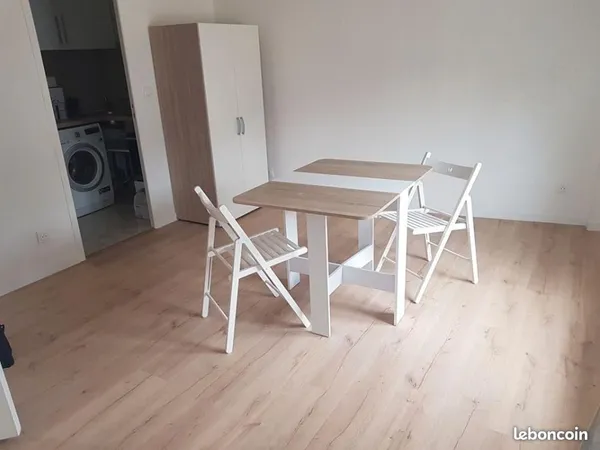 Studio 1 pièce 20 m²