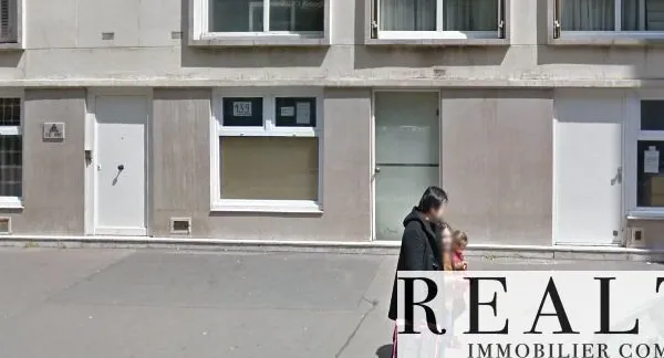 Bureau 150 m²