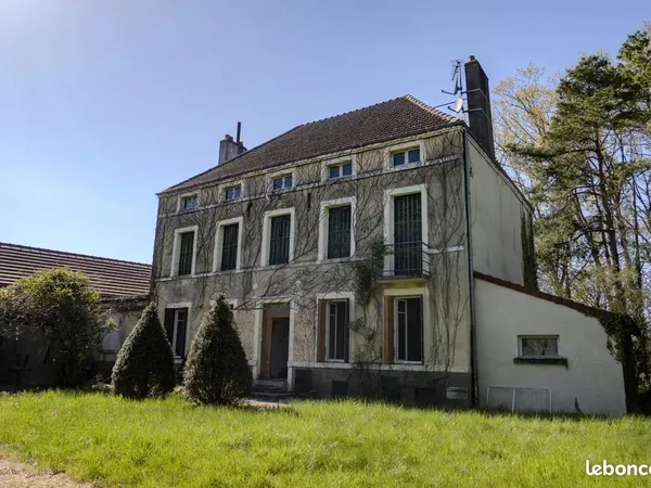 Maison 7 pièces 212 m²