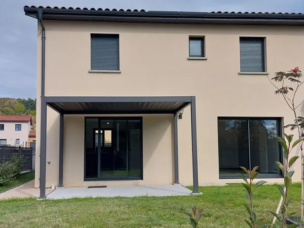 Maison 105 m2 à louer à Reyrieux (01600)
