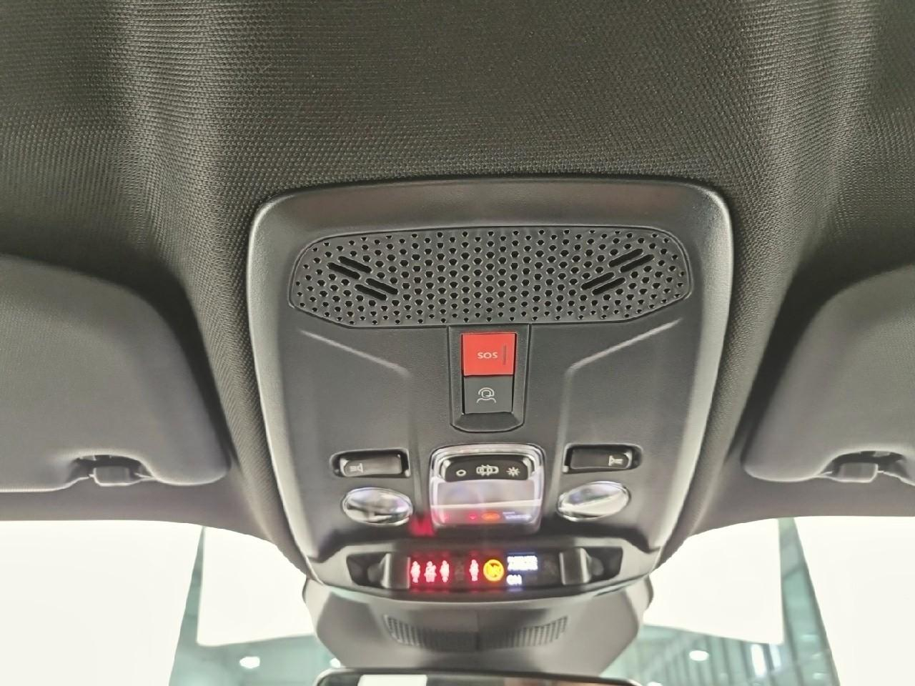 Peugeot 2008 100 s&s bvm6 business — photo 30