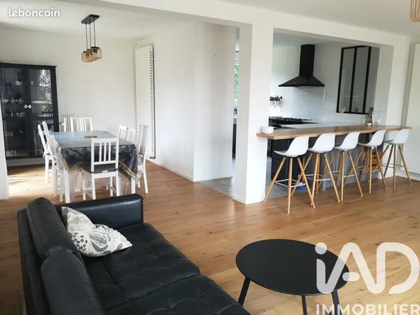 Maison familiale 9 pièces 179 m²