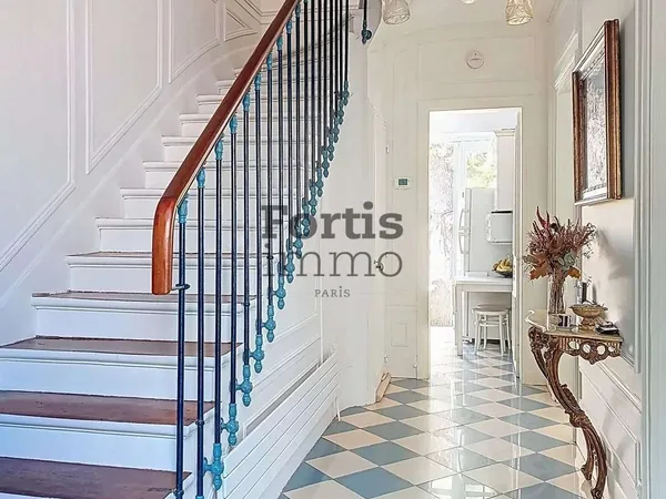 Maison 7 pièces 144 m²
