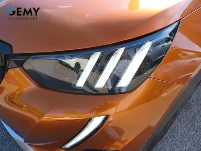 Peugeot 2008 puretech 130 s&amp;s bvm6 — photo 13