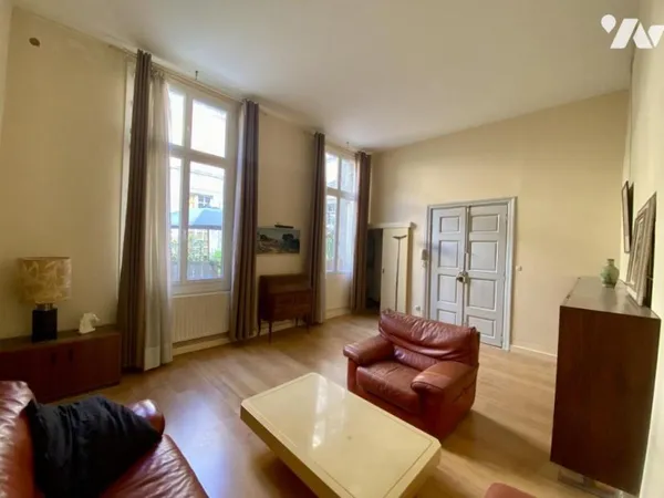 Appartement 2 pièces 73 m²