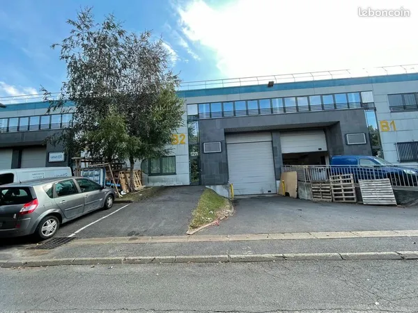 ENTREPOT - LOGISTIQUE 470 m² LE THILLAY