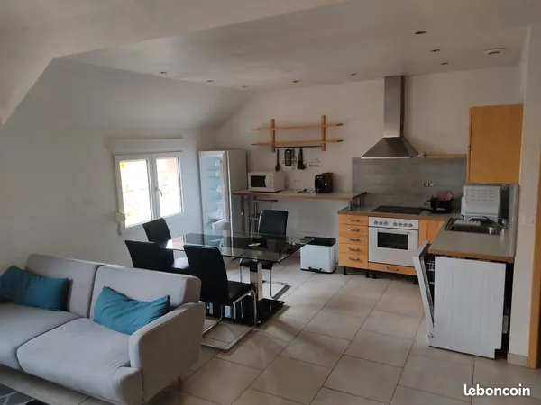 Loue F2 duplex 55m2