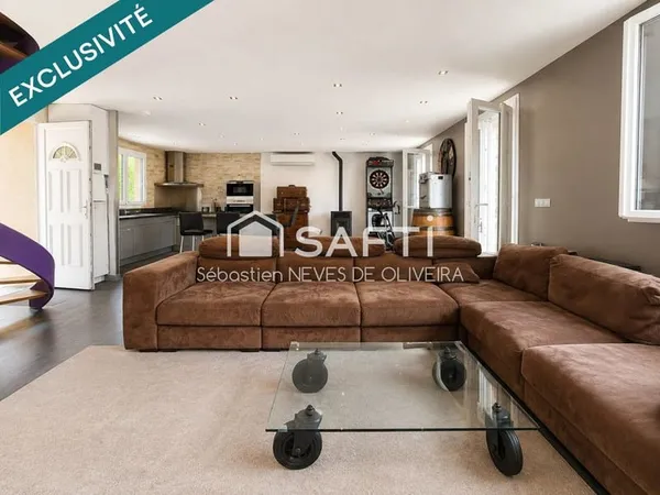 Maison 118 m², grand terrain et beaux volumes