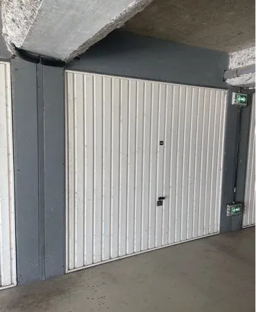 Garage à louer à l'année Carnon petit travers
