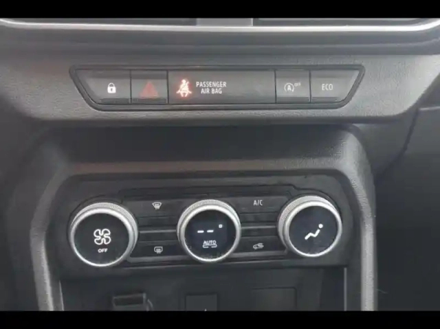 Dacia Sandero 1.0 tce 90ch stepway extreme -24 — photo 11