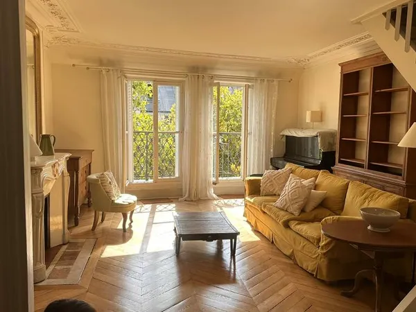 Appartement 6 pièces 143 m²