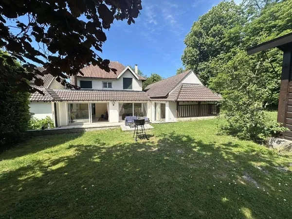 Maison de ville 9 pièces 192 m²