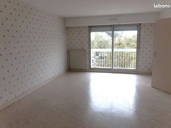 Location 3P Châtellerault Plein centre