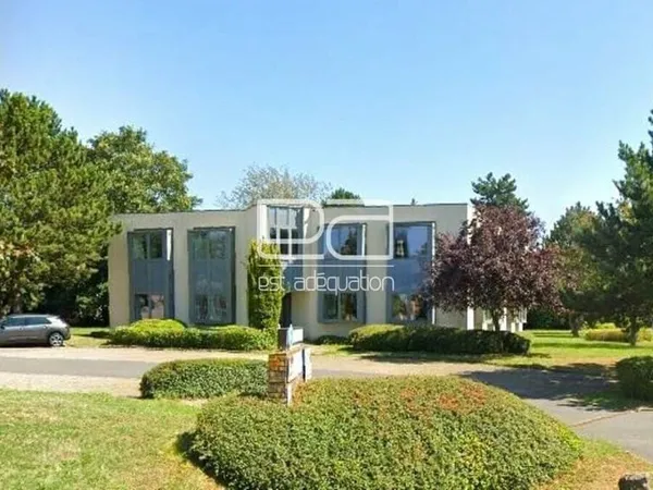Bureaux 152 m²