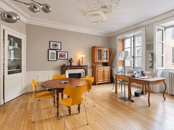 Appartement 5 pièces 125 m²
