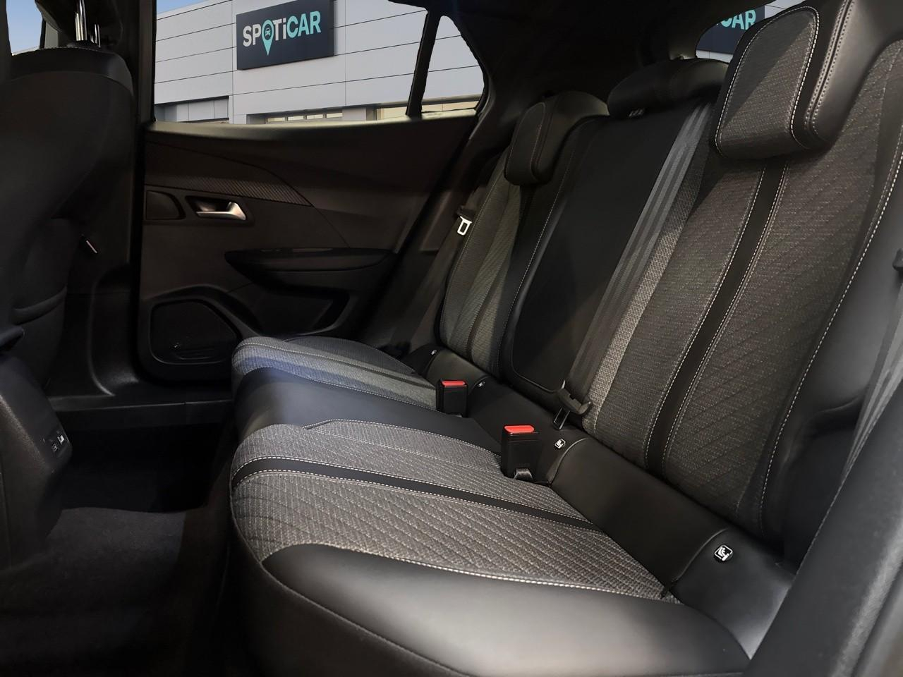 Peugeot 2008 1.2 puretech 130ch s&s allure eat8 — photo 10
