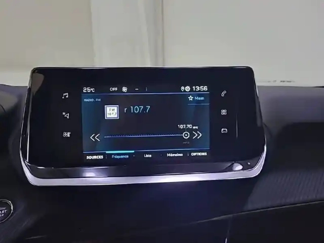 Peugeot 2008 puretech 130 s&amp;s eat8 — photo 26