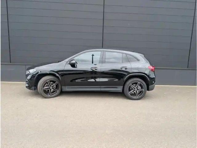 Mercedes Gla 250 e hybrid eq — photo 2