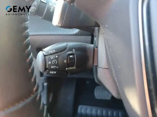 Peugeot 2008 puretech 130 s&amp;s eat8 — photo 54