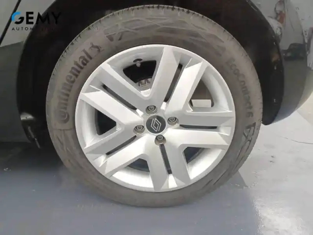 Renault Clio tce 90 — photo 11