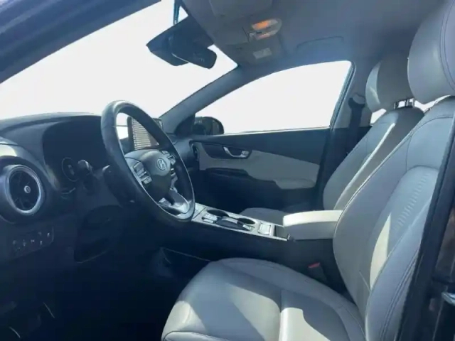 Hyundai Kona electric 64kwh - 204ch executive — photo 29