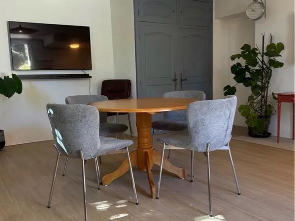 À vendre jolie maison avec jardin garage et cave