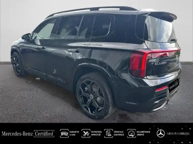 Mercedes Glb 250+ eq 272ch limited edition — photo 3