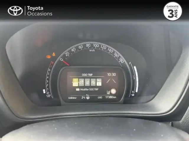 Toyota Aygo X 1.0 vvt-i 72ch dynamic my23 — photo 14