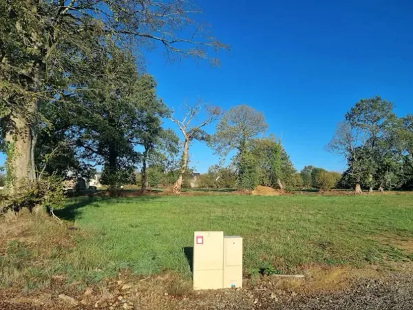 Terrain 324 m²