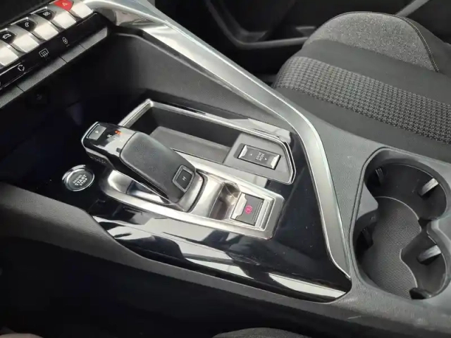 Peugeot 3008 bluehdi 130ch s&amp;s eat8 — photo 28