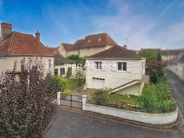 Ensemble immobilier avec du cachet et beaucoup de potentiel !