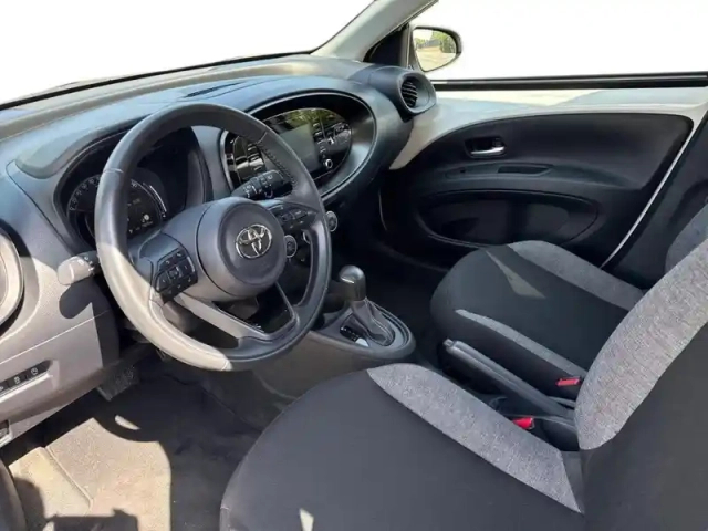 Toyota Aygo X 1.0 vvt-i 72ch dynamic s-cvt my24 — photo 9