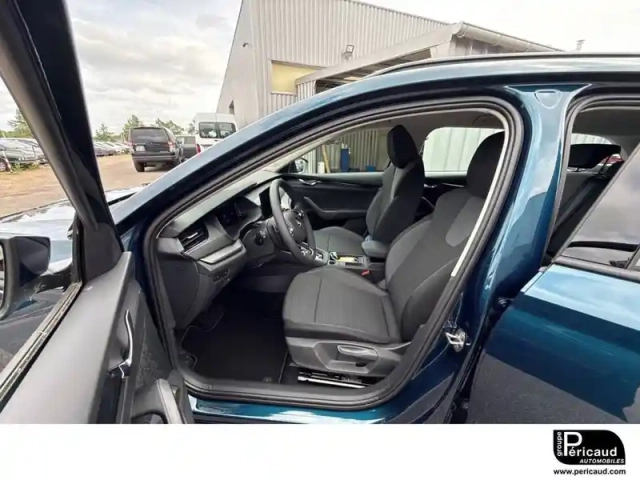 Skoda Octavia combi 1.0 tsi mhev e-tec 110 ch dsg7 — photo 24