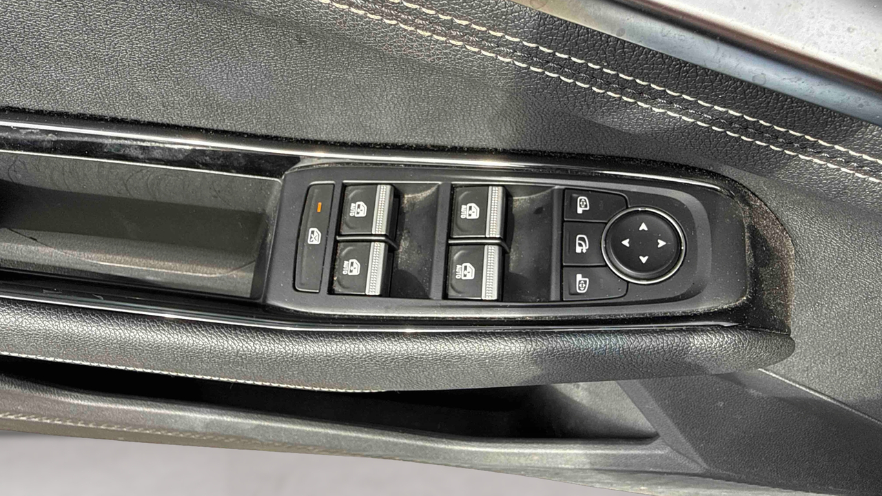 Renault Austral mild hybrid 160 auto — photo 19