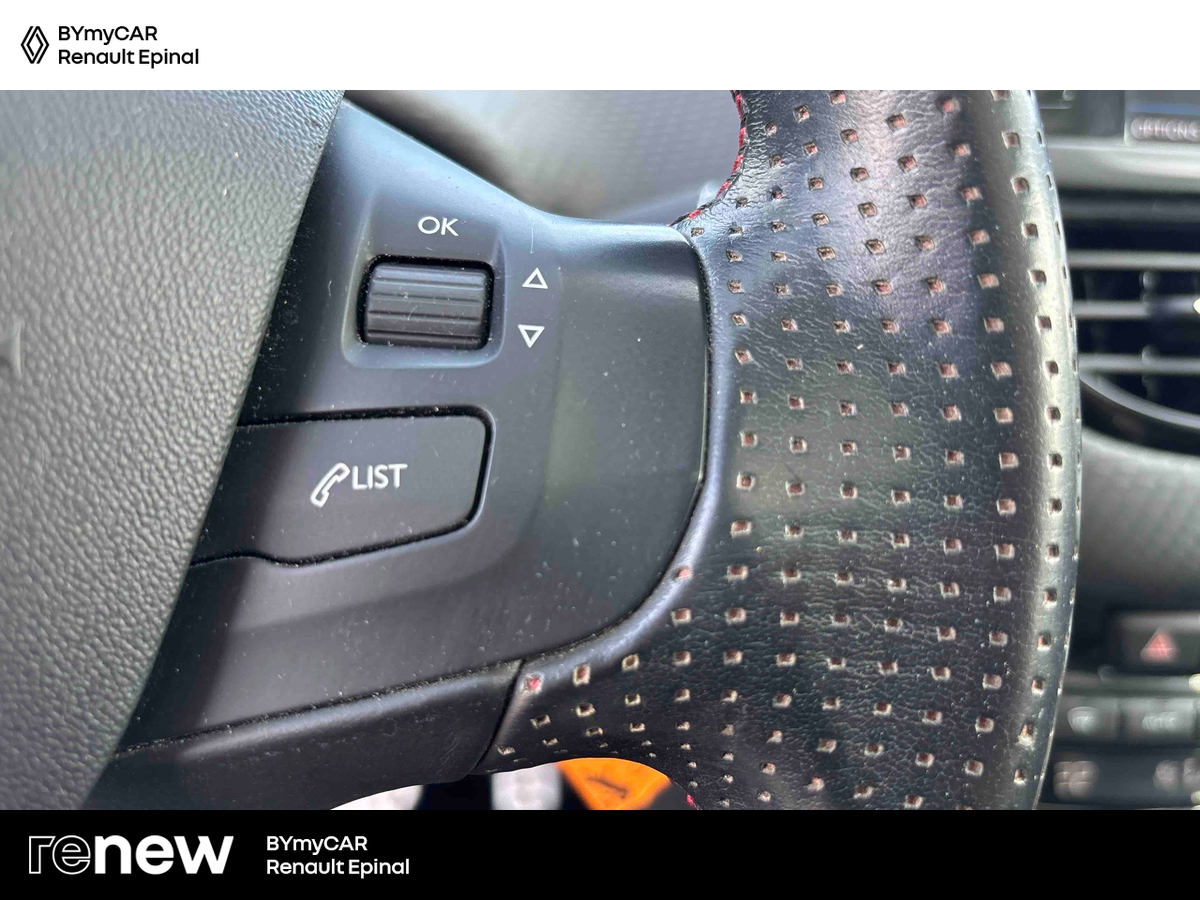 Peugeot 2008 PureTech 110ch S&amp;S EAT6 — photo 19