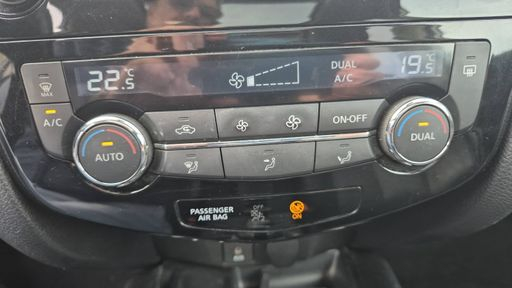 Nissan X-Trail 1.6 dCi 130 - Tekna – 2016 – 120290 km – Diesel – Boîte Manuelle — photo 17
