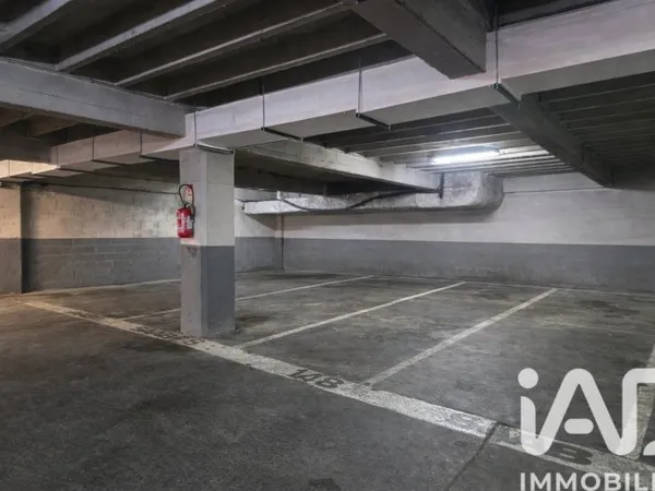 Parking 30 m²