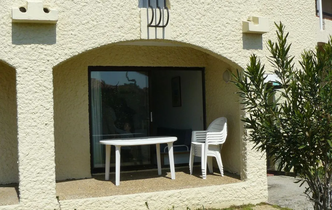 Photo 3