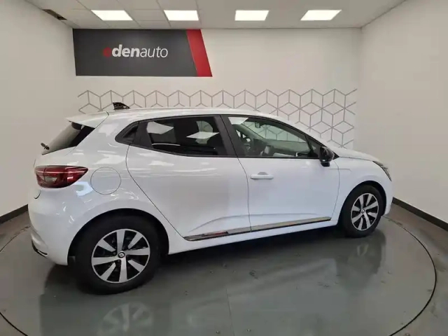 Renault Clio tce 90 — photo 18